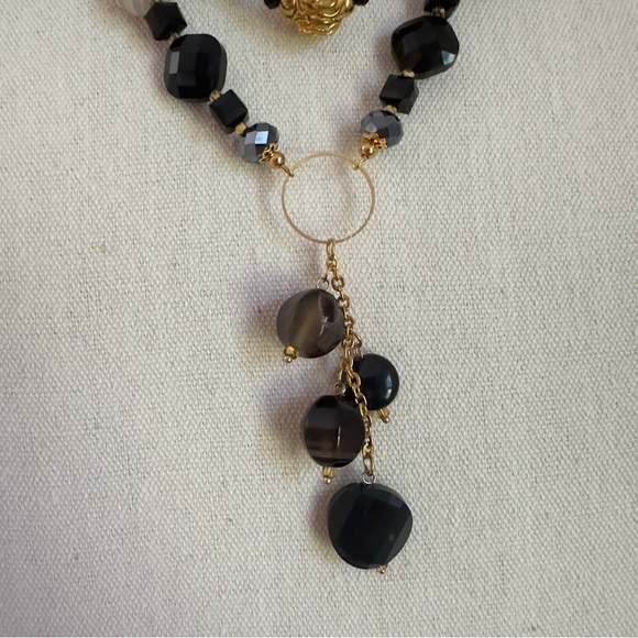 Black Faceted Beads with Golden Flower Statement Necklace - Picture 4 of 9